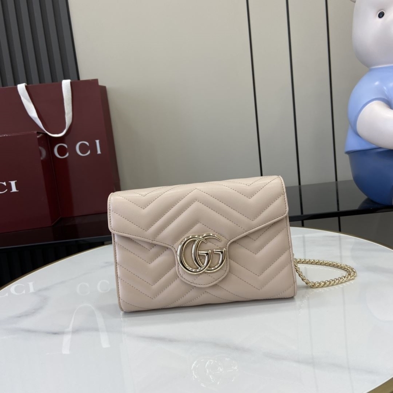 G*u*i wallets & purse